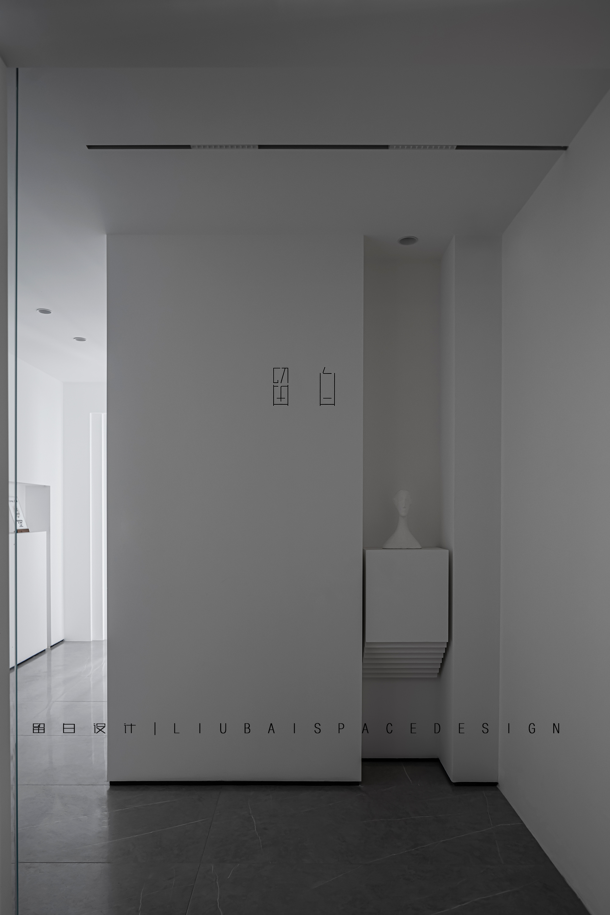 留白设计｜有光的空间丨留白空间设计-20