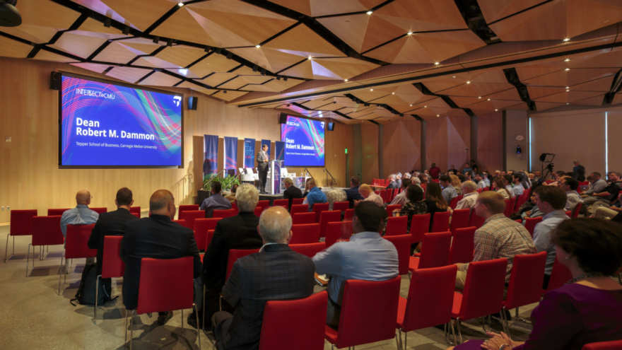 摩尔鲁布尤德尔与文艺复兴 3 建筑师共同打造卡内基梅隆大学商学院大卫·A·特普 quadrangle-29