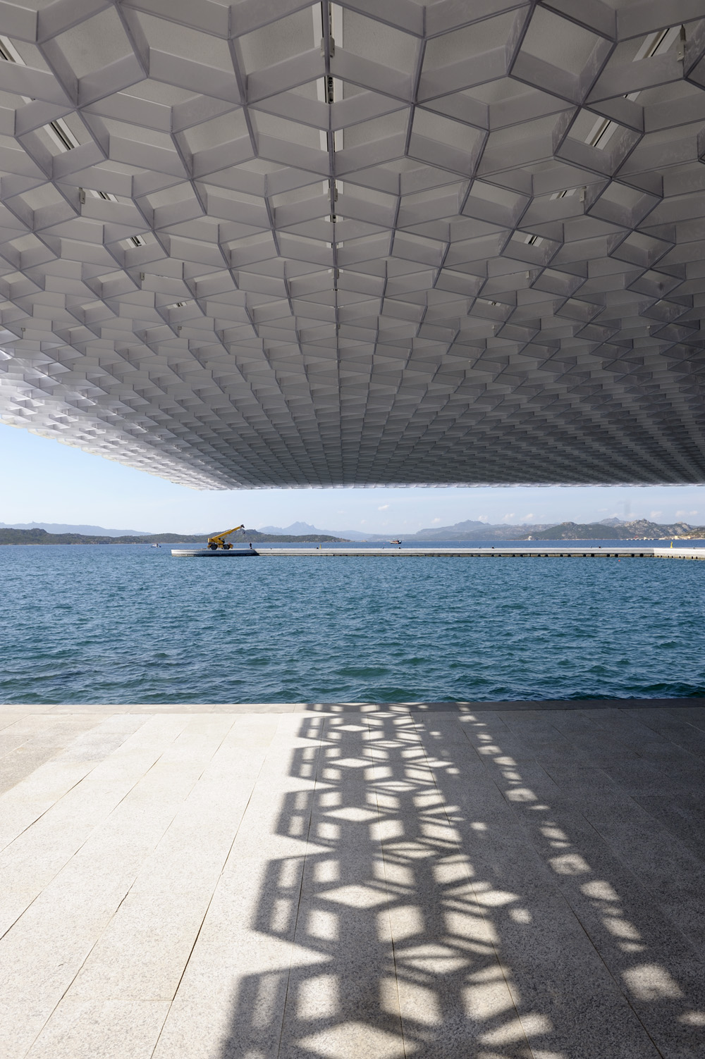 马达莱纳前军事港口的绿色复兴-49