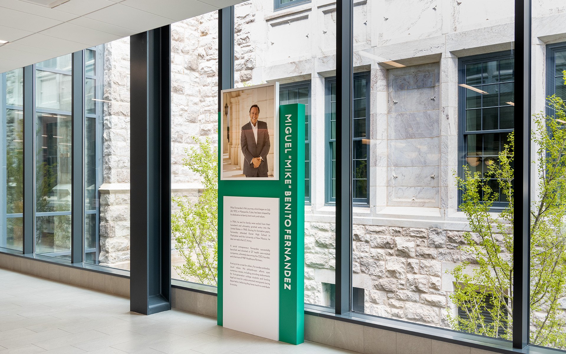 费尔南德斯创新与协作学习中心-标识设计-21