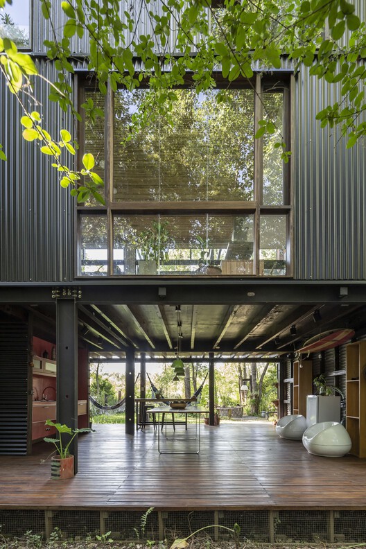 阿根廷 Casa Bou 黑盒子住宅丨LMCO arquitectos-12