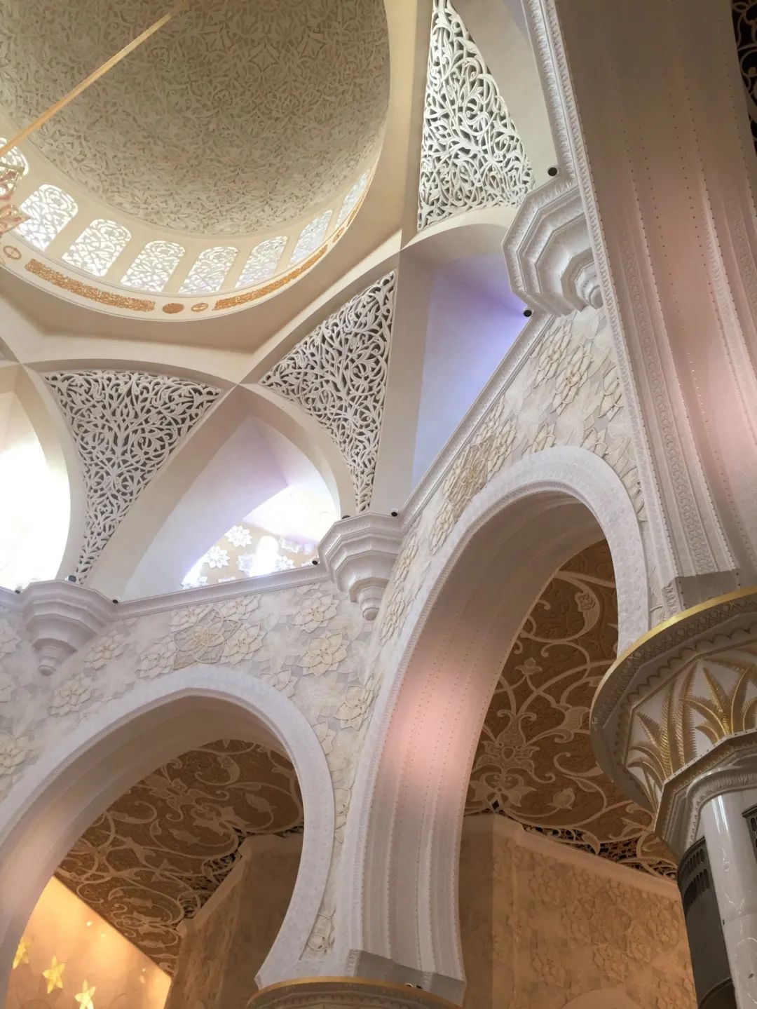 谢赫扎伊德清真寺 | 伊斯兰艺术与建筑的璀璨瑰宝-73
