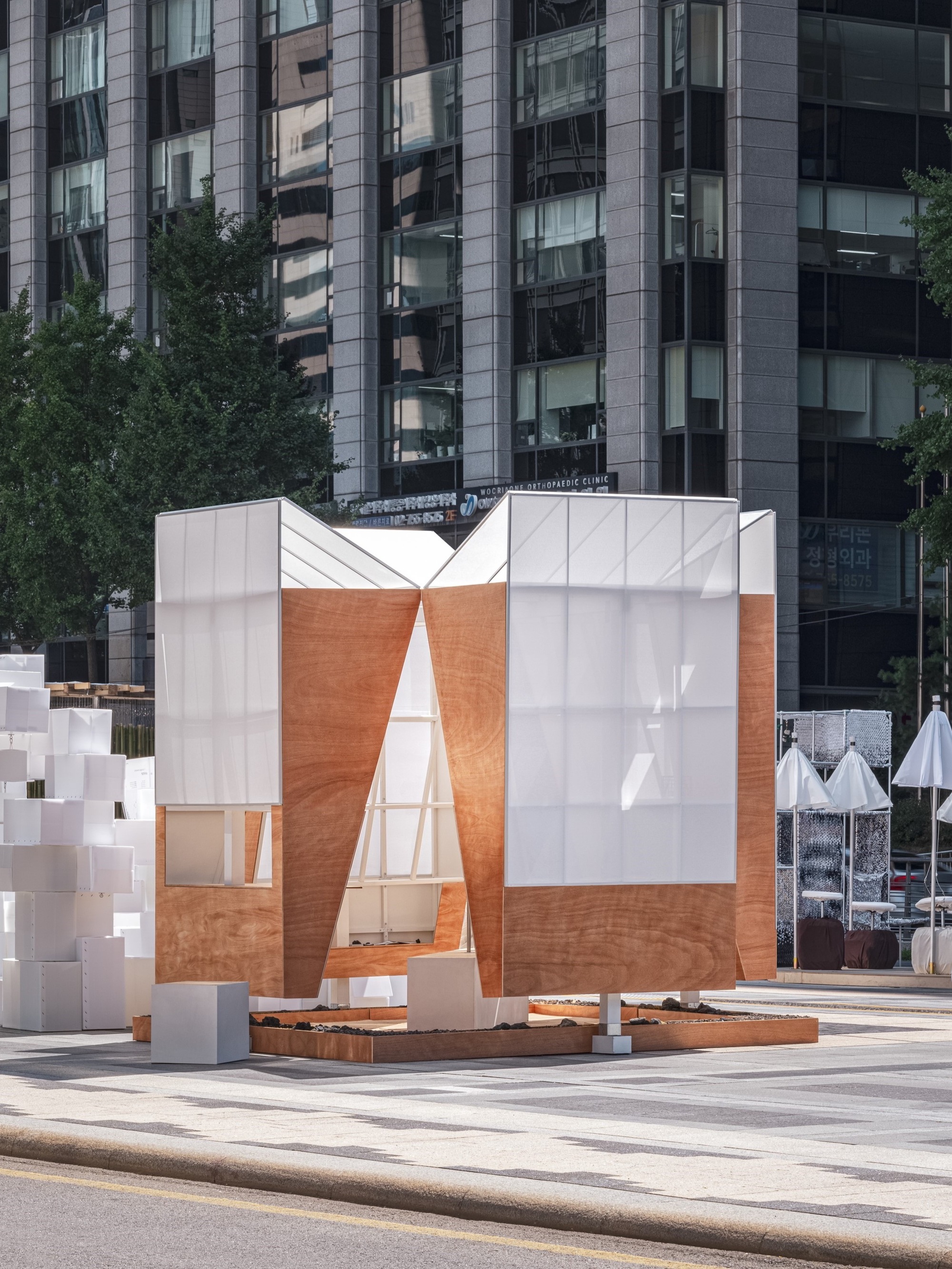 特姆亭阁(注:TEUM可能是特定名称,若有更准确背景信息可使翻译更精准)丨韩国首尔丨one aftr-8