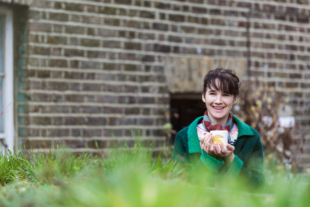 现代之家 | 伦敦莱顿斯通的温馨圣诞设计-13