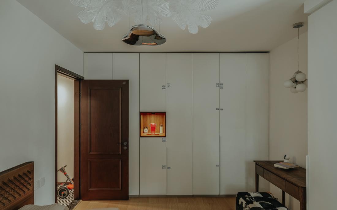 复古风一家三口的温馨之家-32