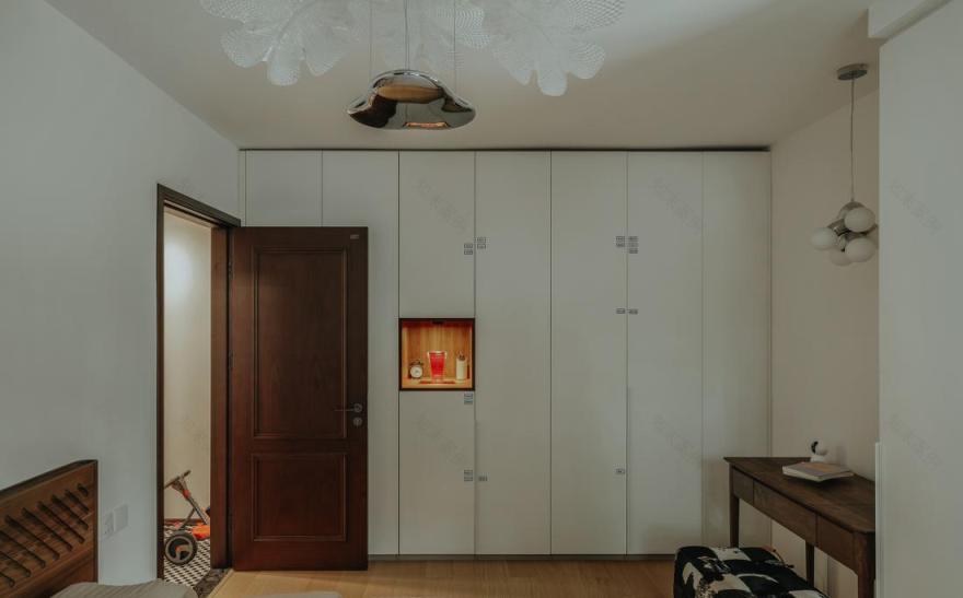 复古风一家三口的温馨之家-32