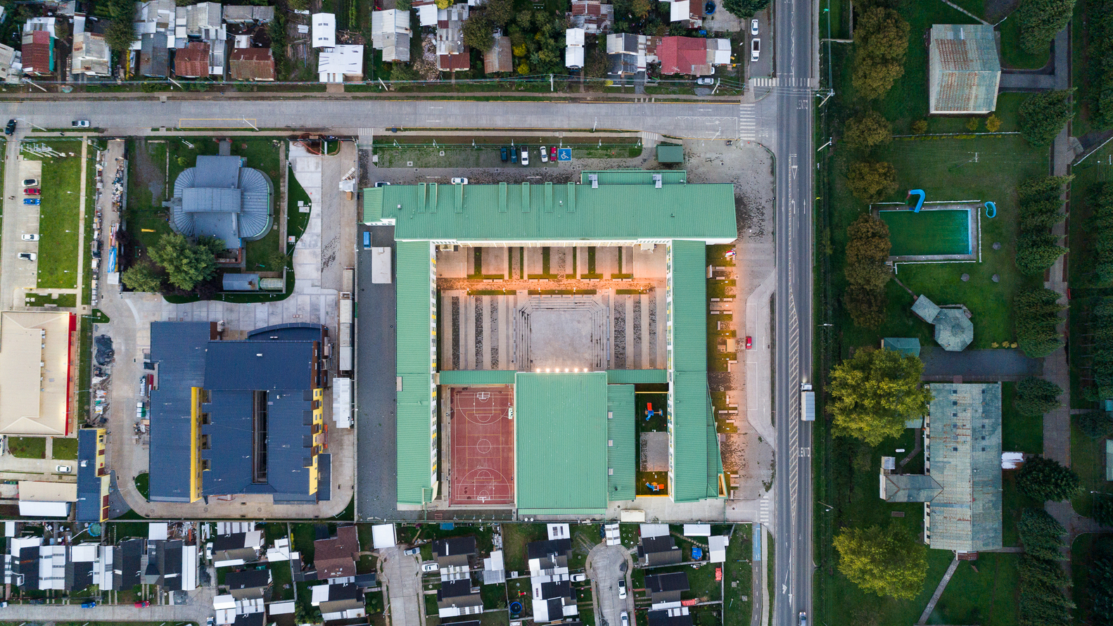 绿意盎然的文化艺术传播学校-18