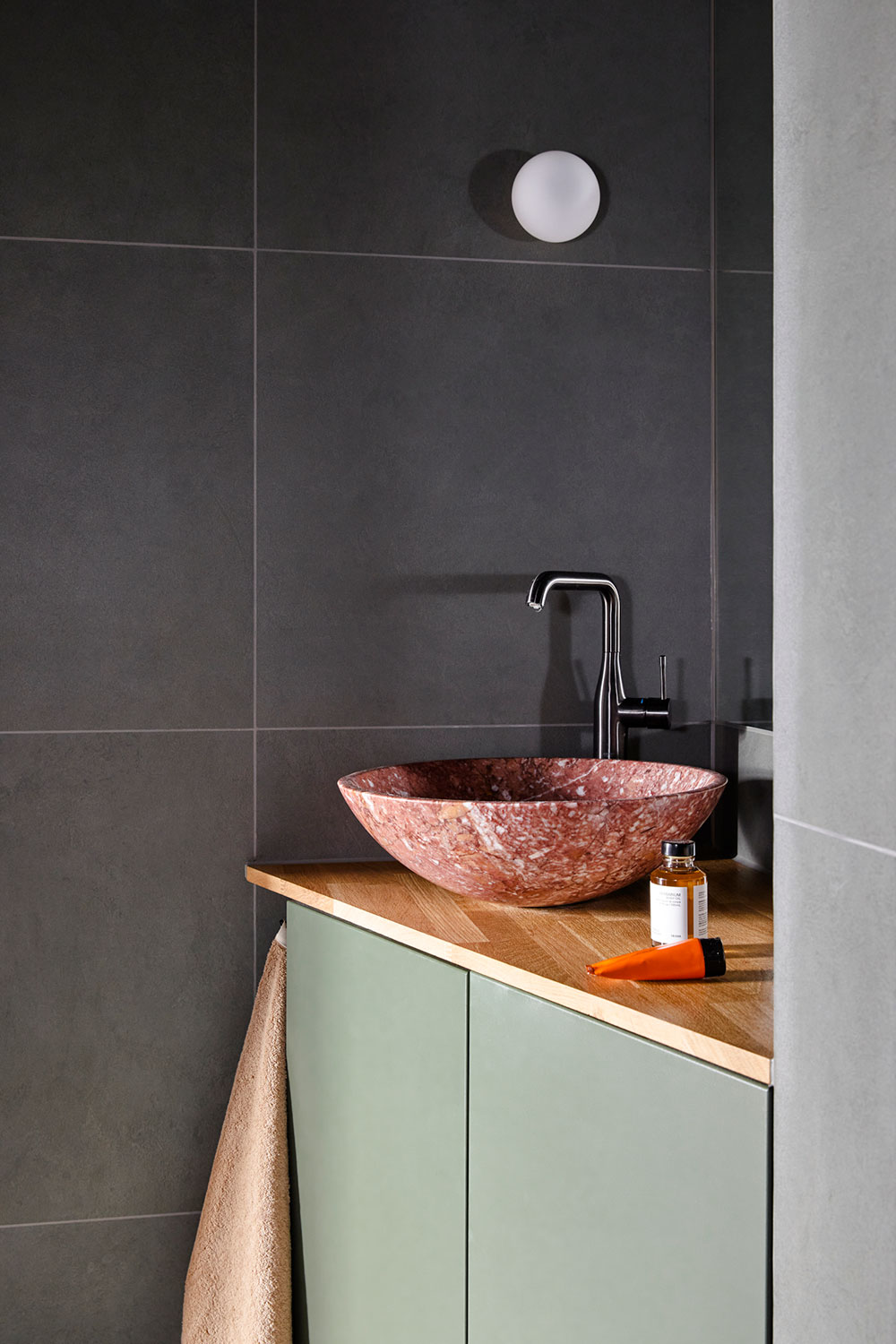 奥斯陆色彩斑斓的古风公寓-11