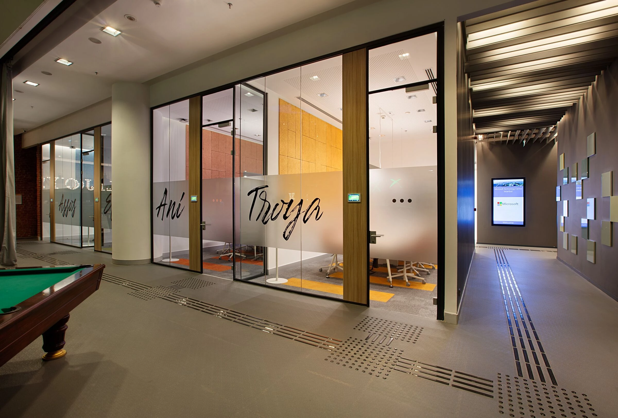 土耳其微软技术中心 · 融入本土特色的地下空间改造-18