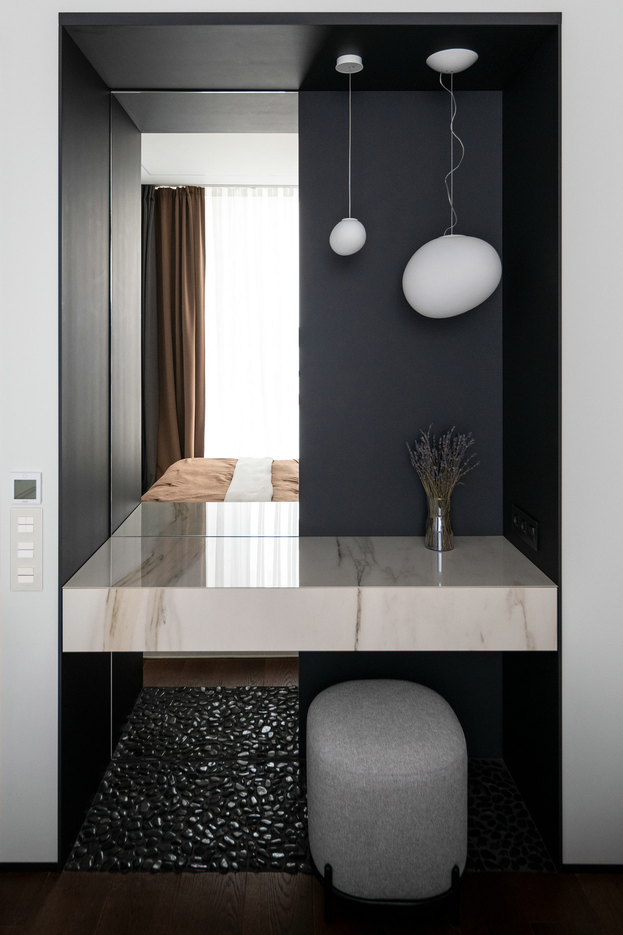 深色系公寓设计-7