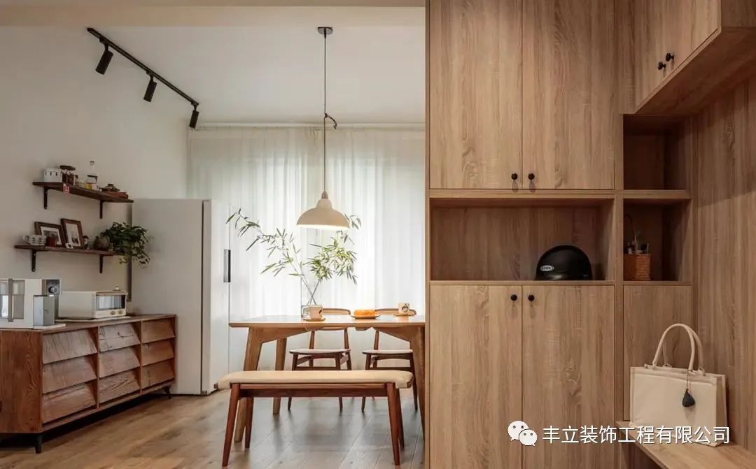 原木之魅 · 125m²温馨优雅家居设计丨丰立装饰-17
