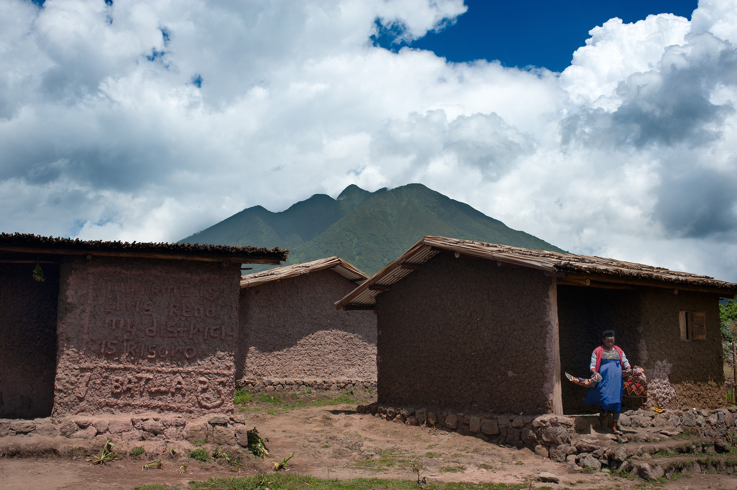 Gahinga Batwa Village  Studio FH Architects-55