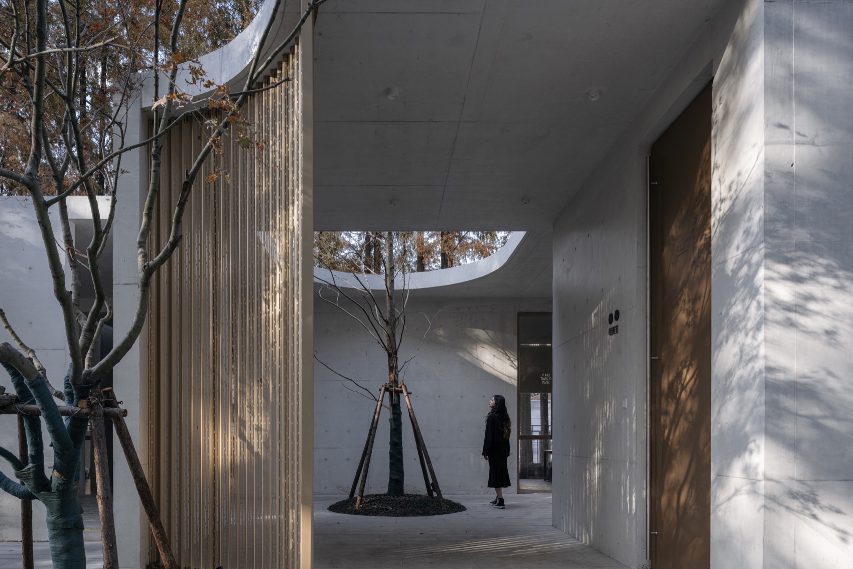 上海田林公园游客服务中心丨中国上海丨VIA维亚景观-40