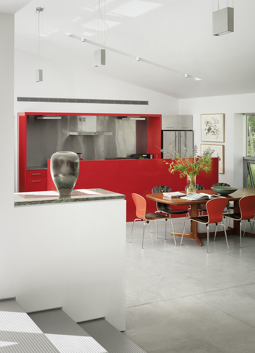 Maine Contemporary Retreat in a Scenic Cove Surrounding by a Dense Forest-13