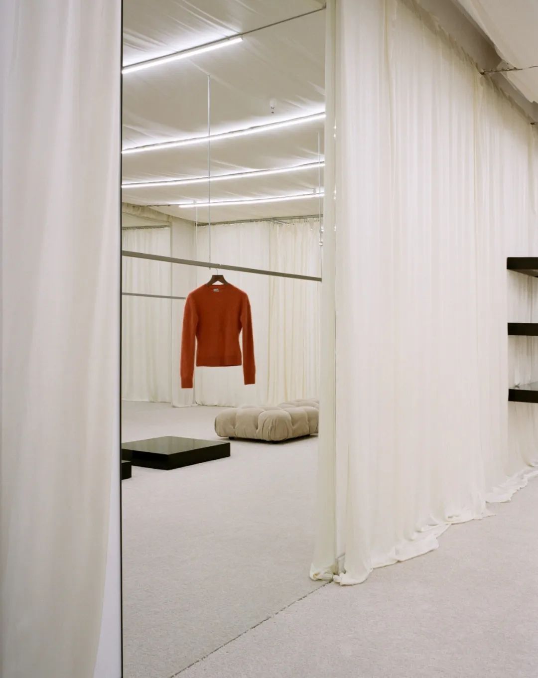 Nanushka纽约旗舰店丨美国纽约丨Matteo Corbellini,设计师Allina-15