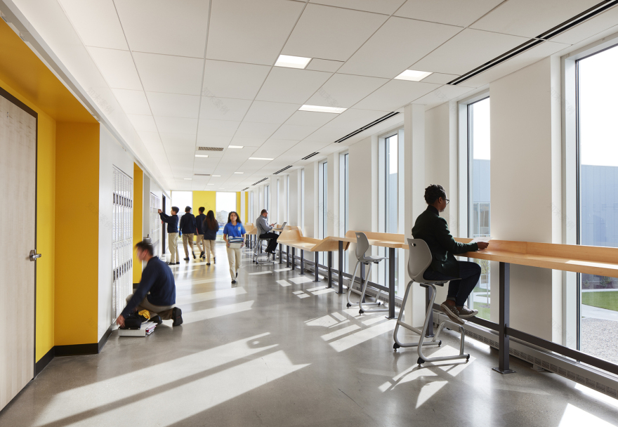 美国曼苏托高中-28