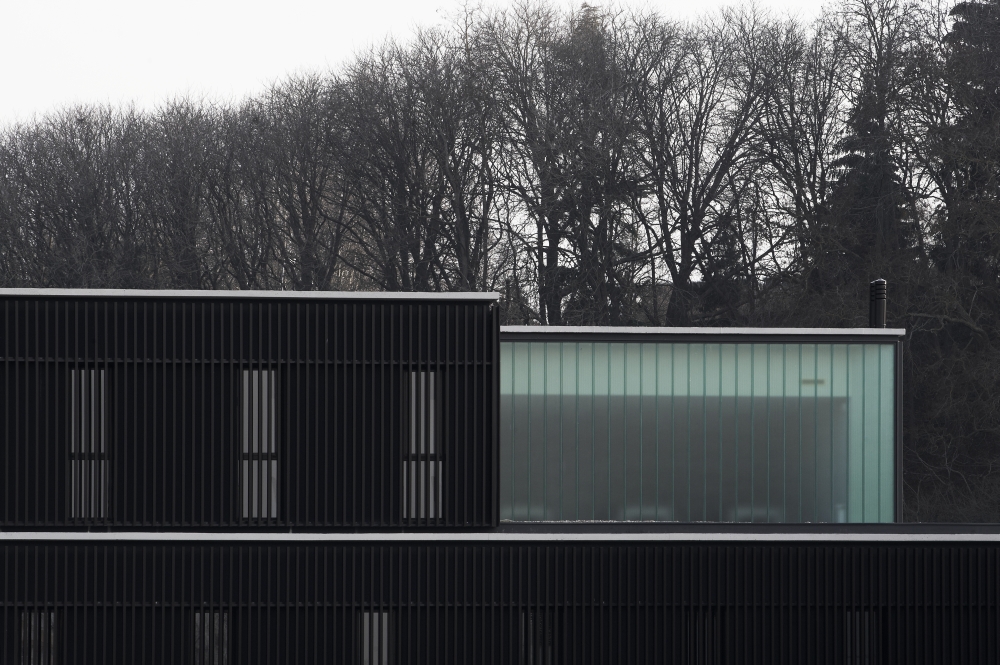 为无家可归者打造多功能庇护所-22