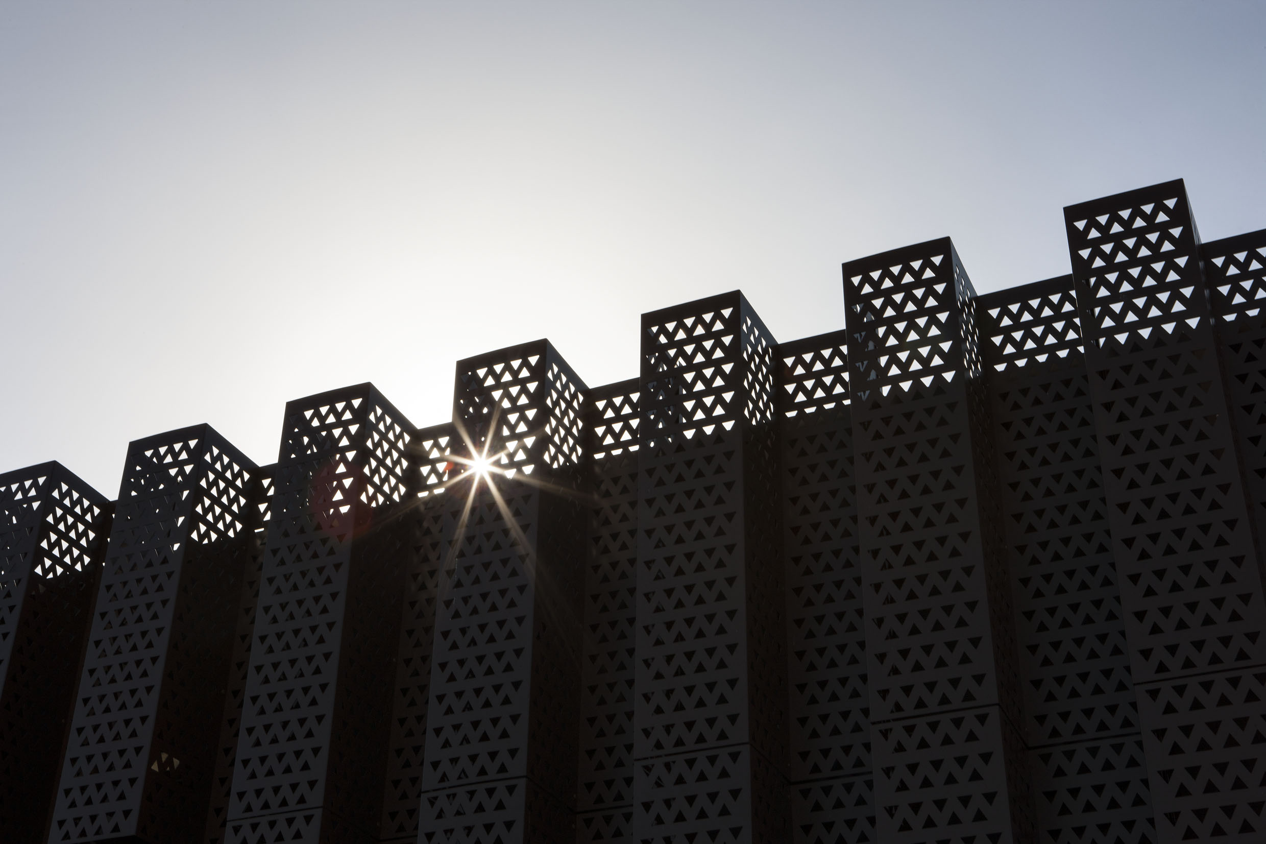 泰晤士财政与研究中心-22