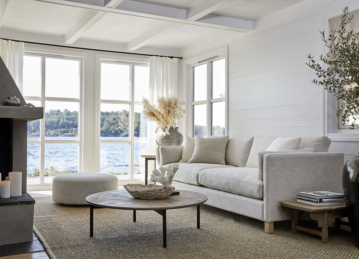 挪威峡湾边的温馨小木屋-1