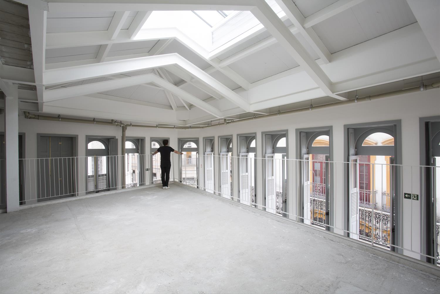 里约热内卢商业建筑设计典范 | Miguel Couto 的木质玻璃建筑-10