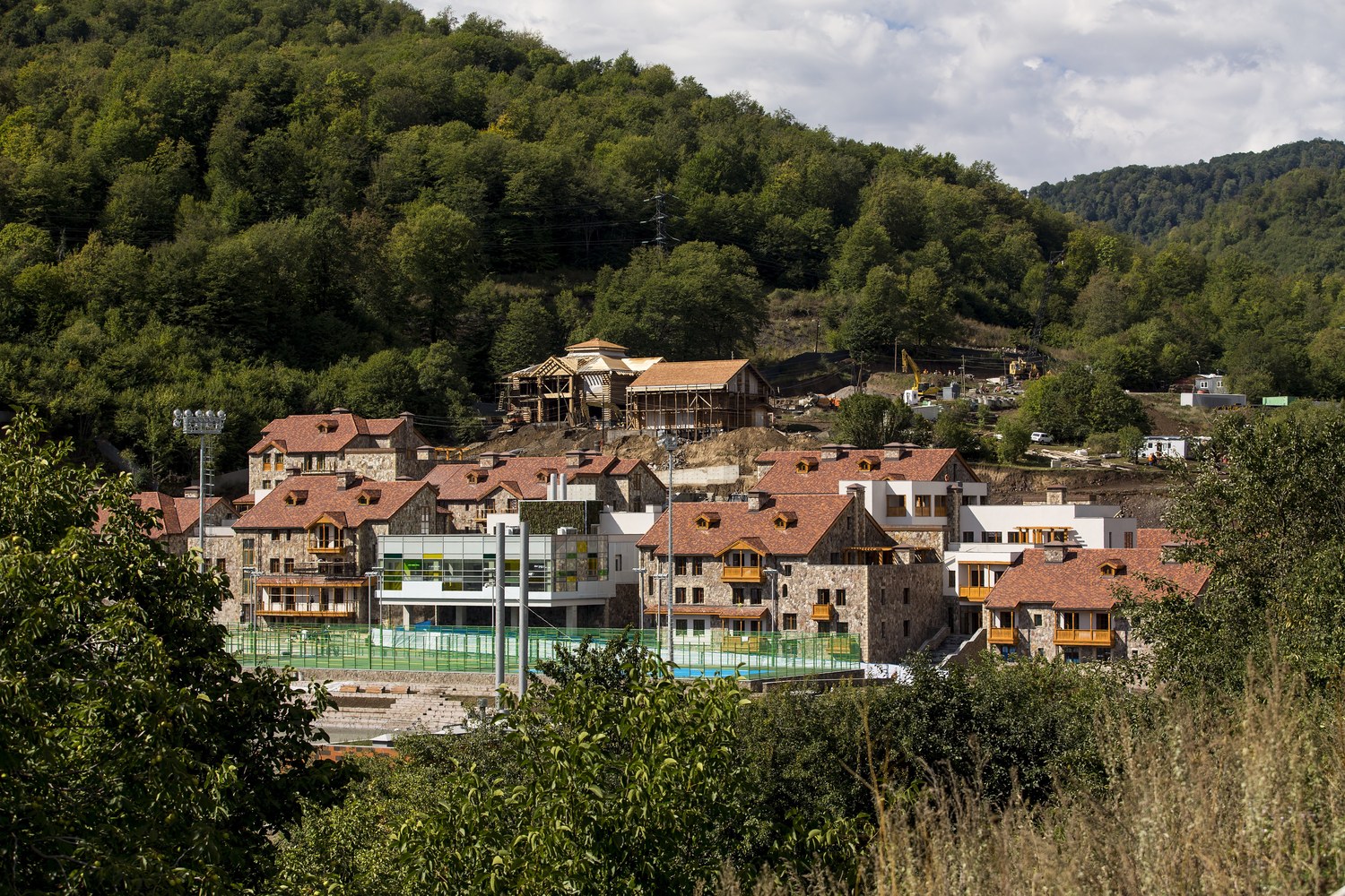 亚美尼亚 UWC 学院 Dilijan 环保现代建筑-50