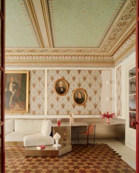 西班牙海盗后裔以现代手法修复祖传老宅