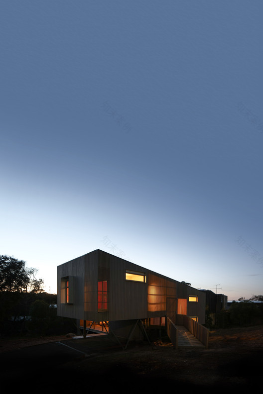 丛林中的庇护所·Aireys Ramp House-38