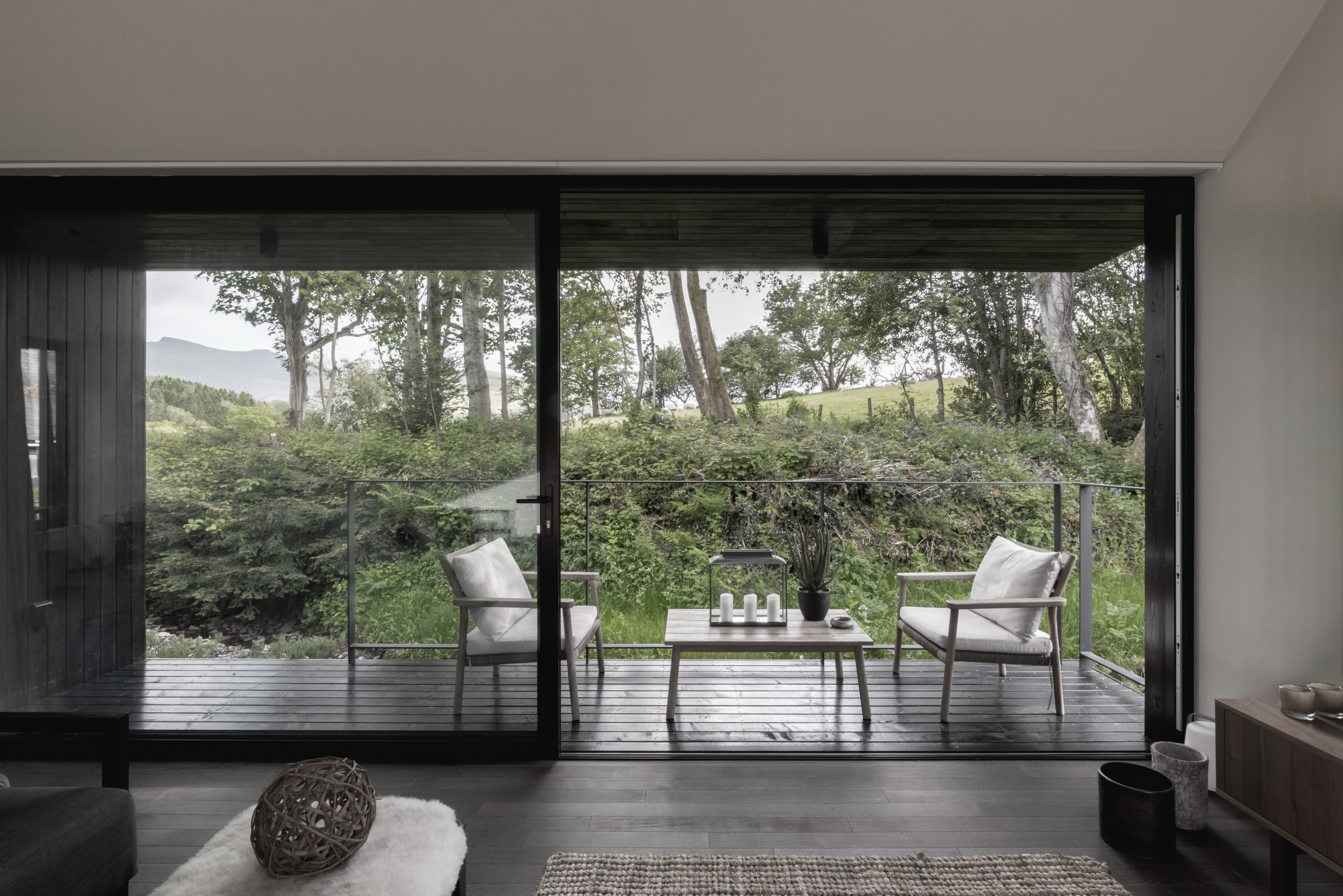 传统与现代共融的威尔士农场改造丨英国威尔士丨Jones Architects-40