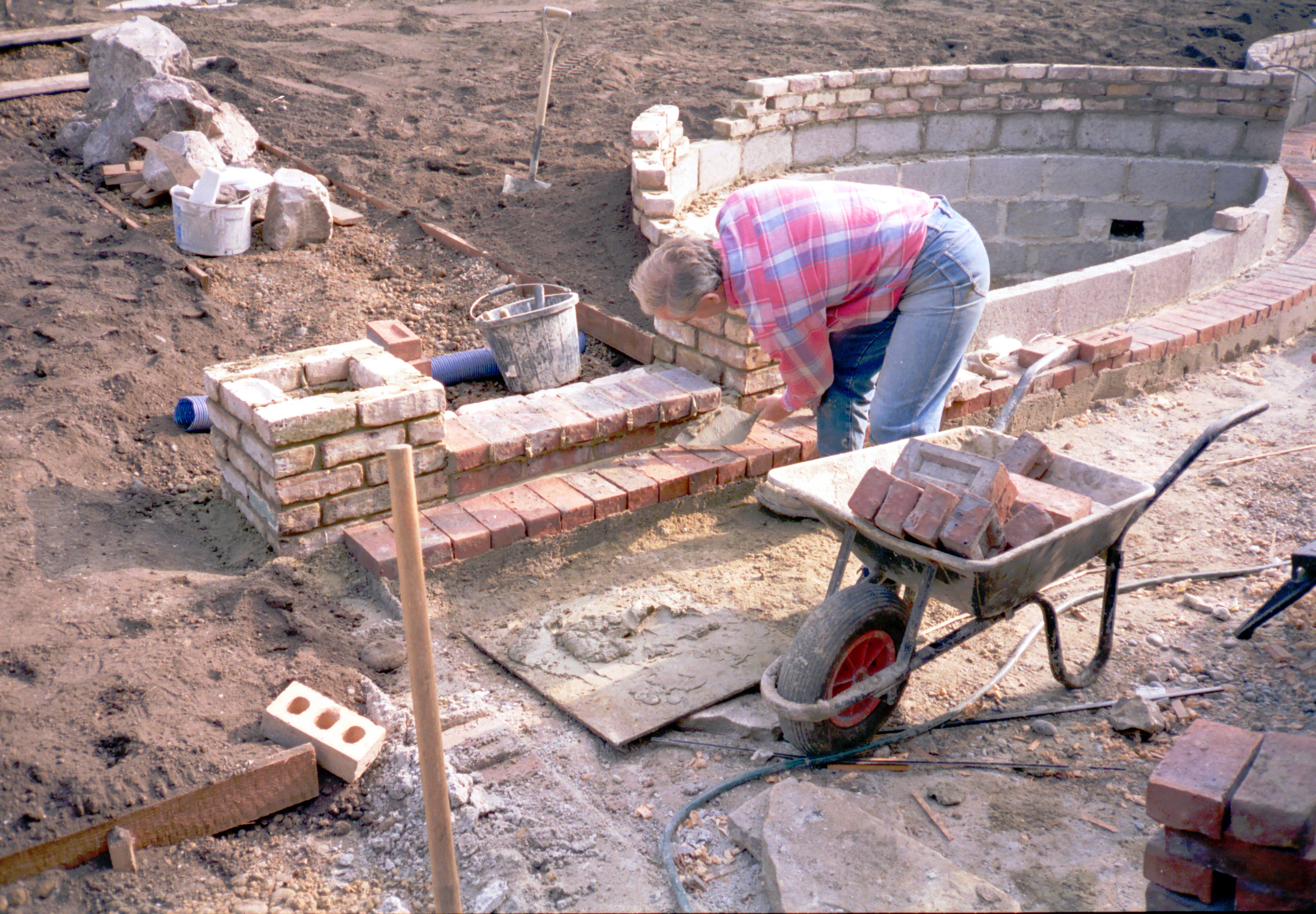 自然石露台及娱乐区建设-9