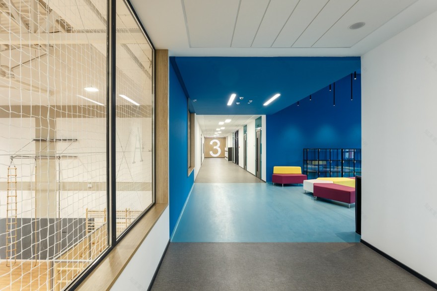 乌克兰基辅 A+ 学院 SVOYA studio-29