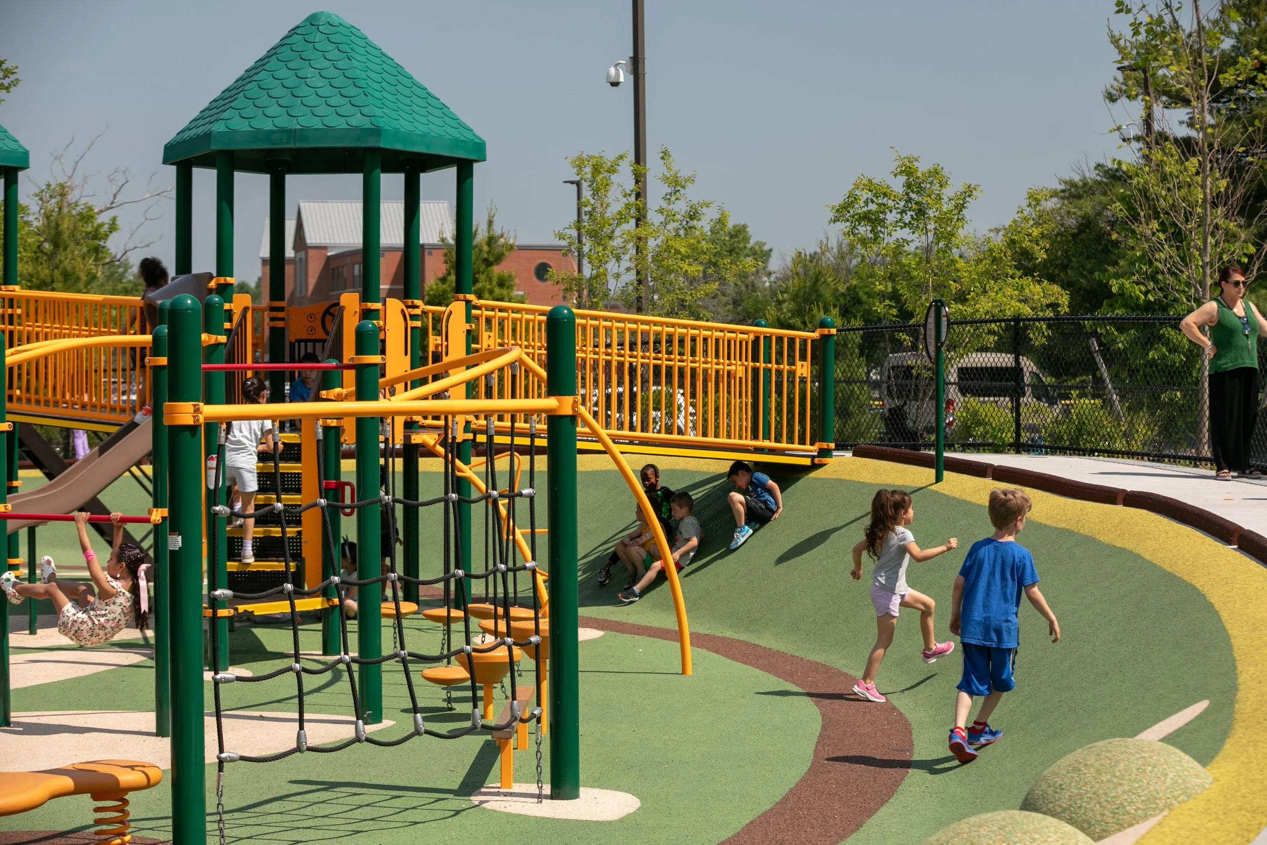 麦格林学校操场丨美国丨Copley Wolff-13