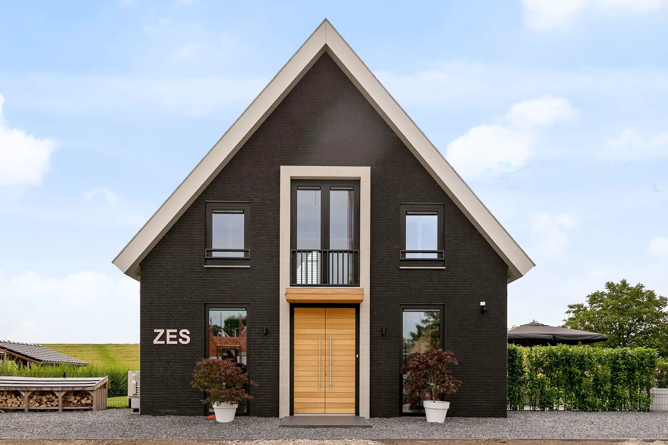 荷兰明亮当代住宅,设计感与自然和谐共生-20