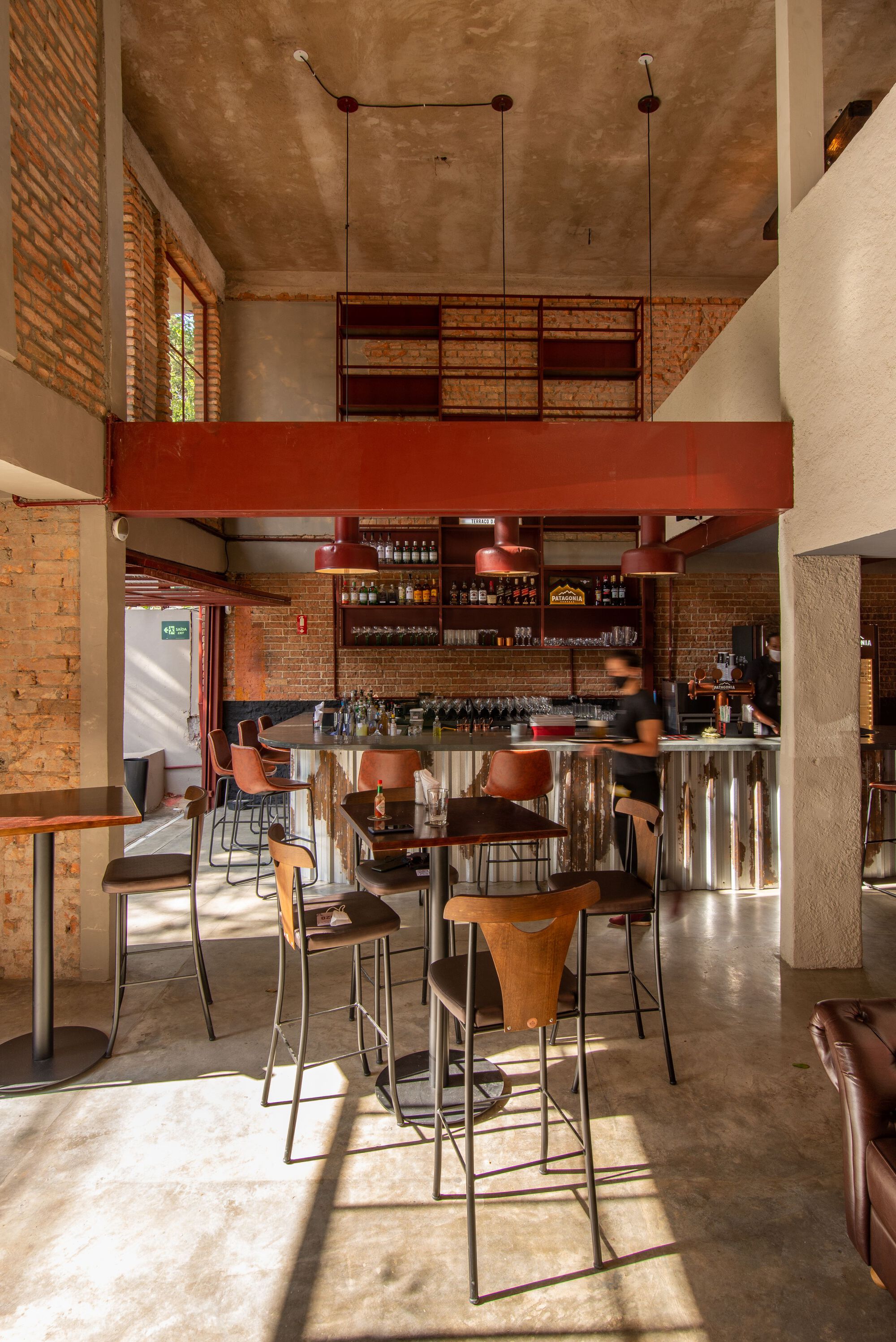 坎布伊另一家酒吧丨巴西丨Estúdio Mangava-9