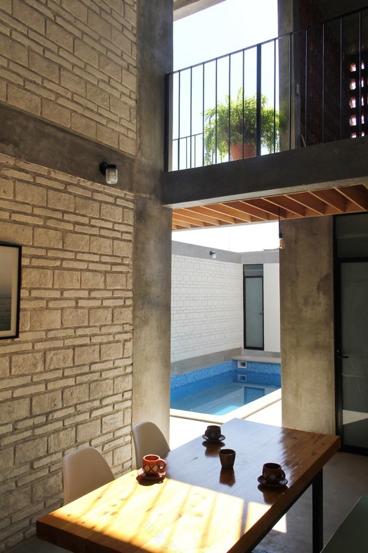 墨西哥图斯特拉·古铁雷斯周末家庭别墅-12