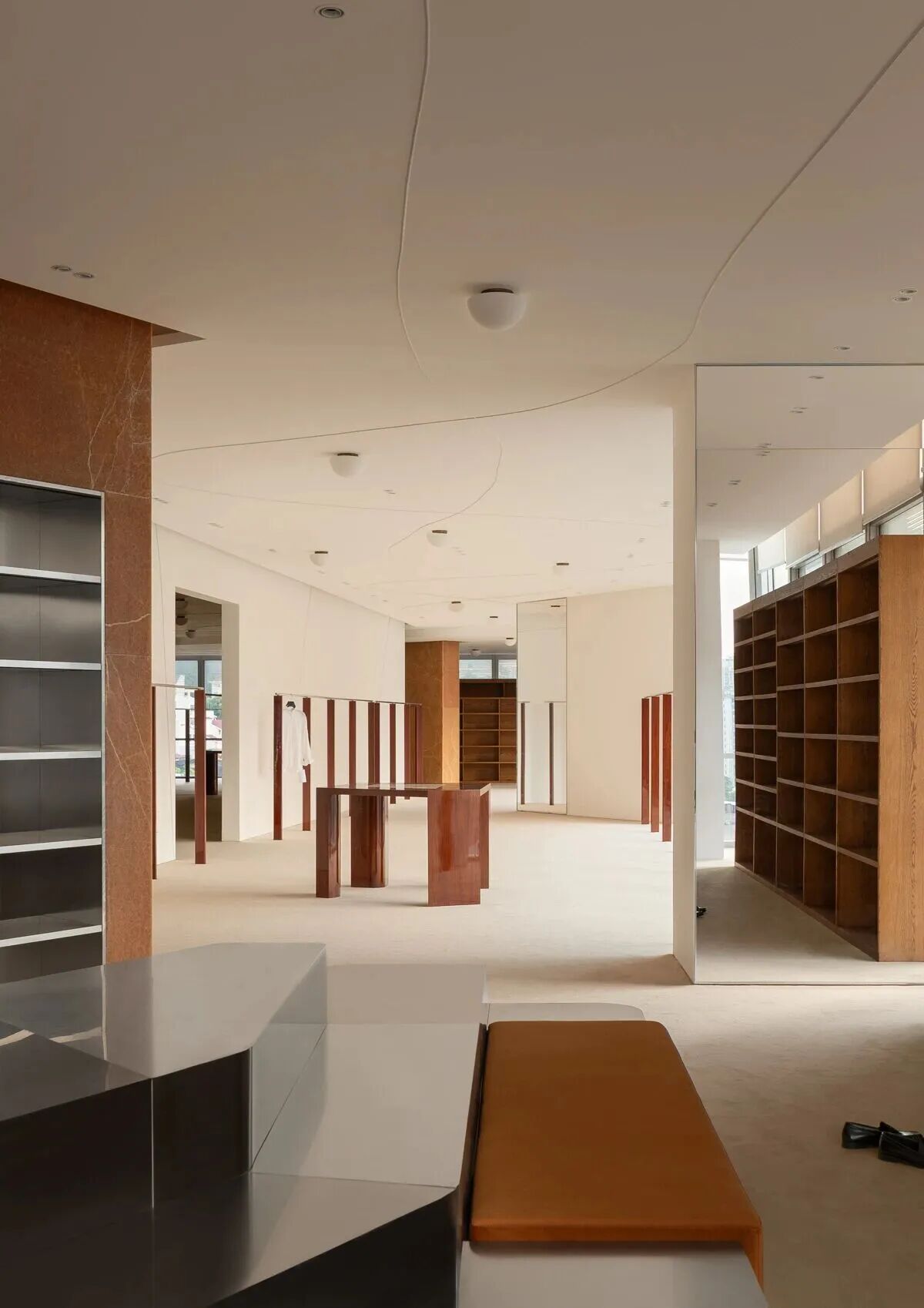 UNITED NAOMI服装供应链展厅丨中国深圳丨AeonSpan Studio,言昱室内设计研究室-43