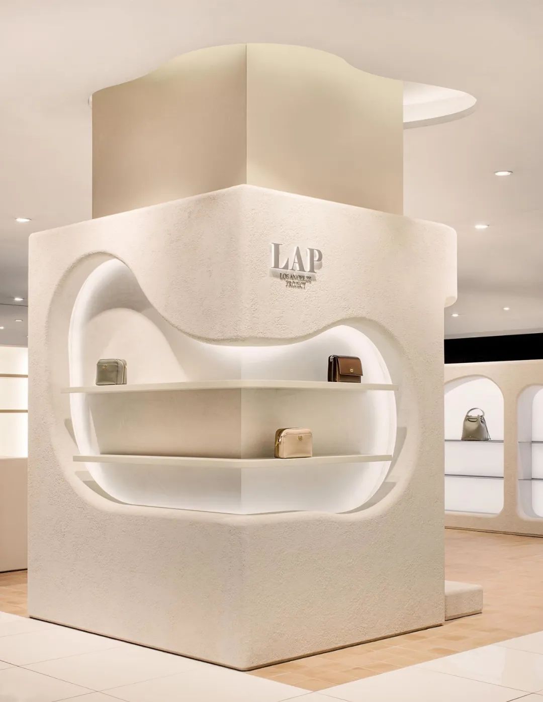 韩国 LAP 时尚女装店设计丨韩国首尔丨flymingo-16