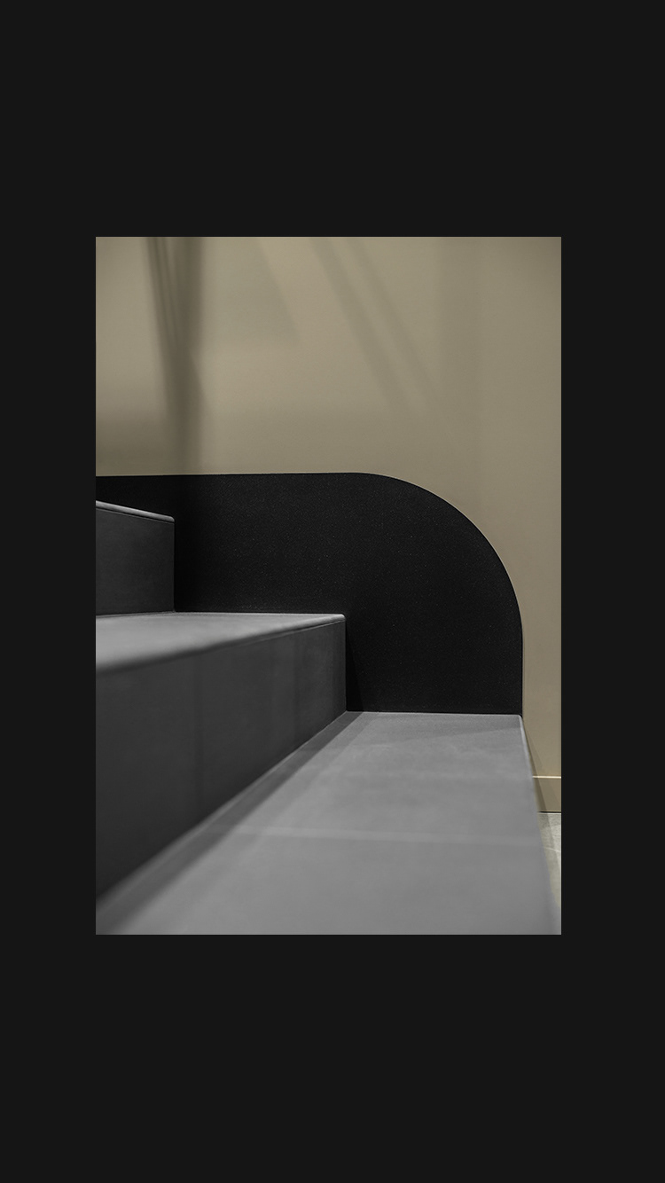 110m²国外极简男士服装店  LIS 设计工作室-22