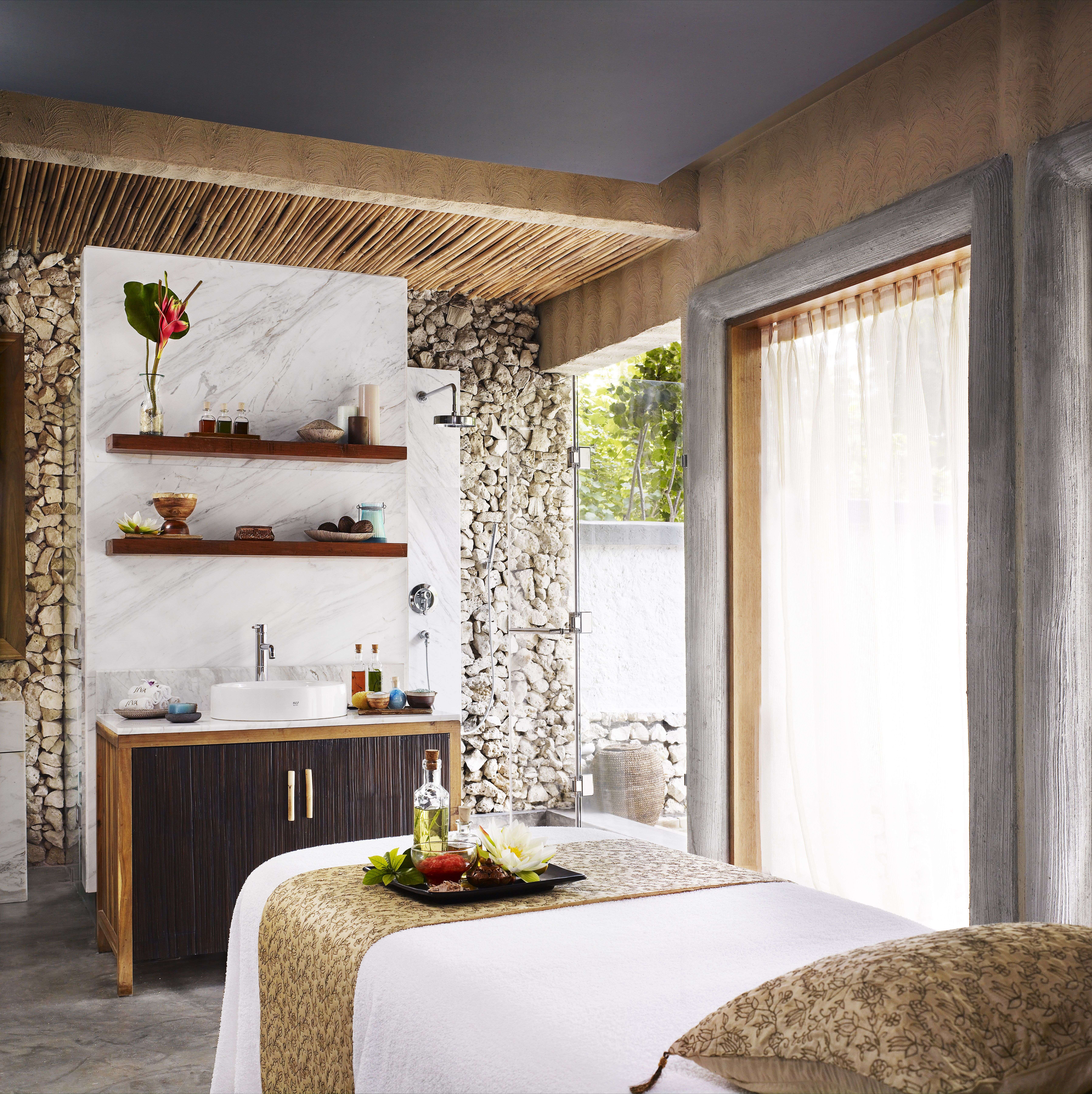 Vivanta by Taj   Coral Reef  Maldives-5