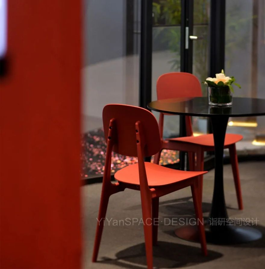 诣研空间设计 · 品牌升级之鱼跃龙门丨中国佛山丨YIYAN 诣研空间设计-41