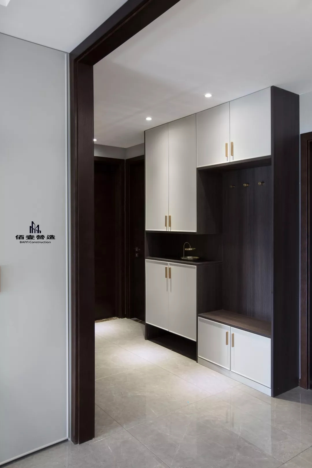 现代简约,留白生活的遐想——镇江永隆城市广场 190 平米设计案例-17