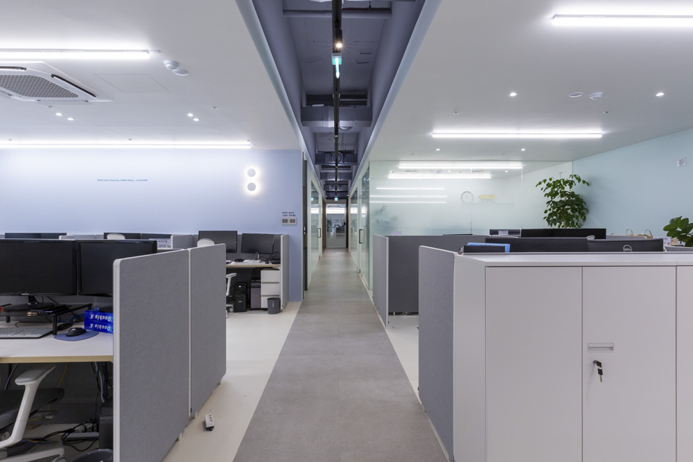 多元概念打造 200 平大型办公空间-28