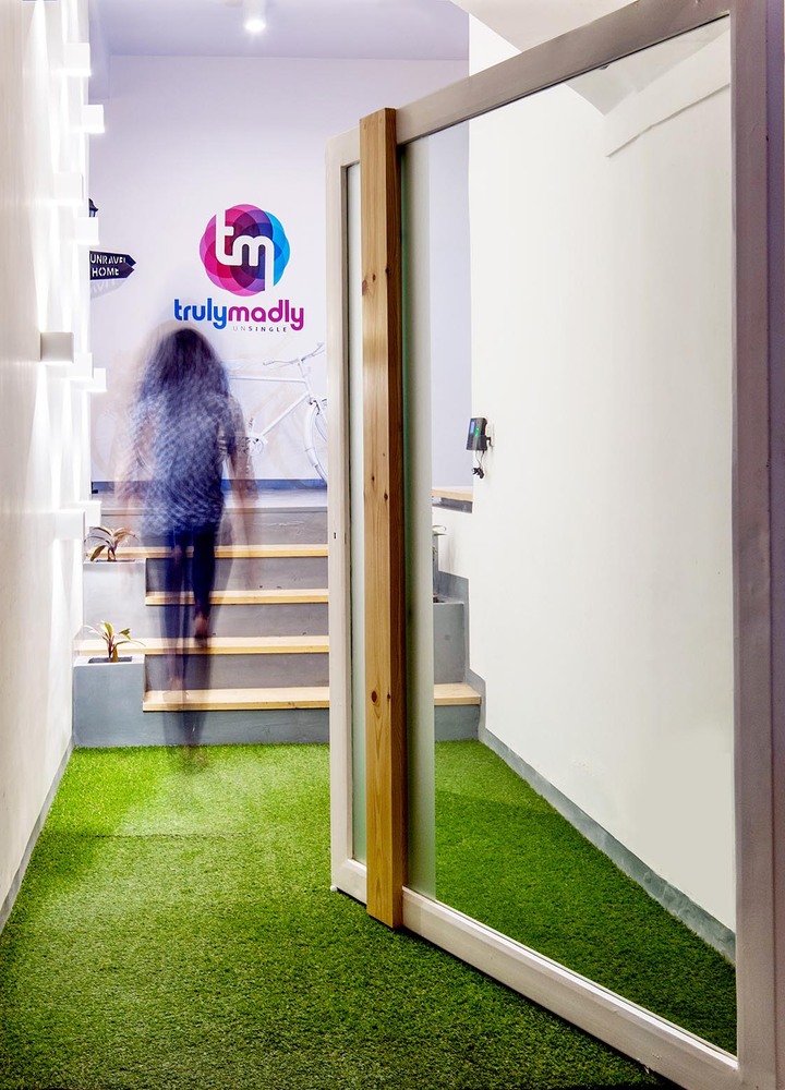 印度最大约会应用公司创意办公室设计-54