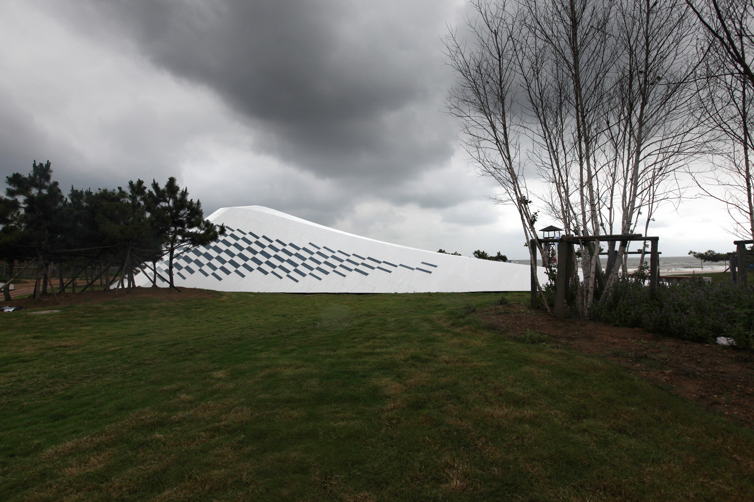 Public Bathroom  HHD_FUN Architects-11