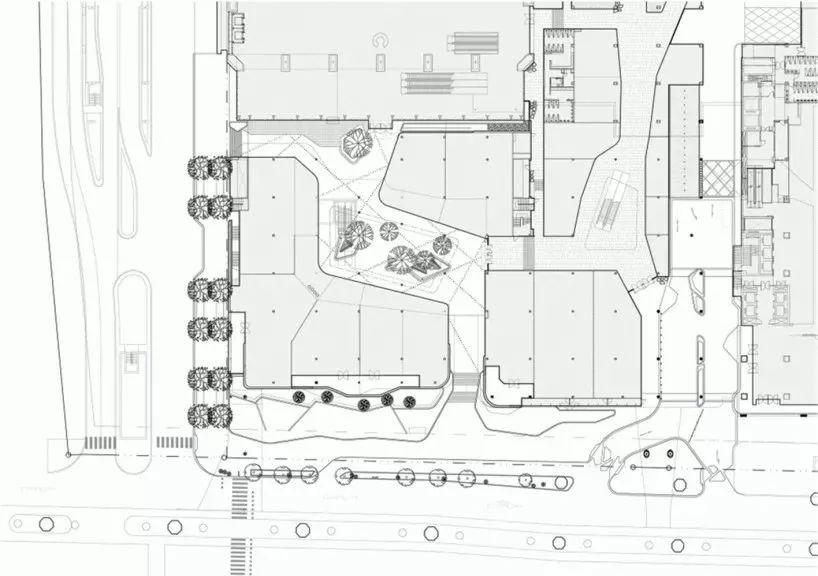 中央世界商业中心 | 露天餐饮激活曼谷街道-23