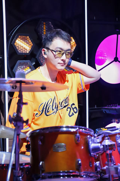 「一尺花园×民谣公社」音乐共建，旧梁新声-50