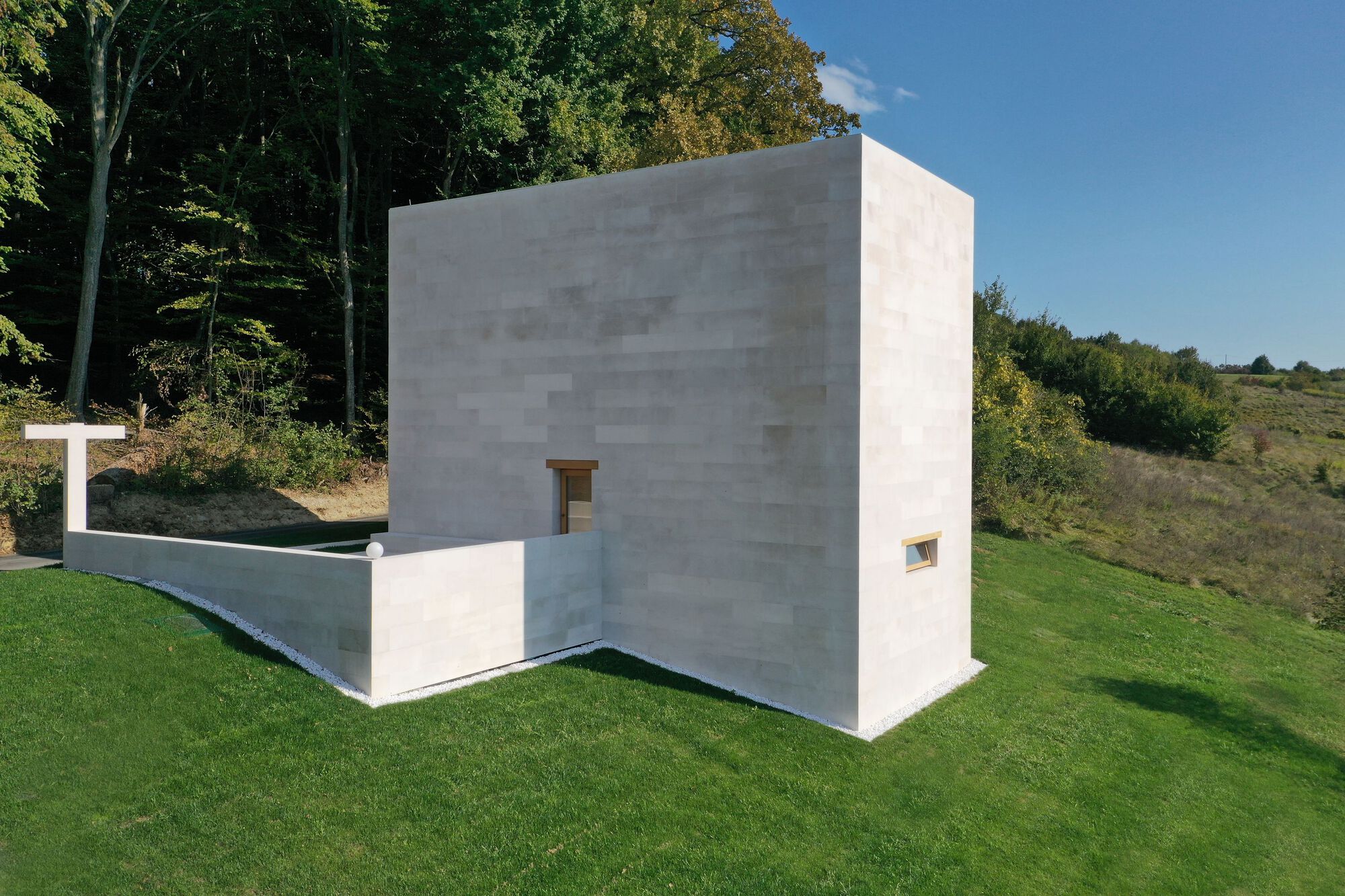 Chapel in Miljana / Álvaro Siza Vieira-19