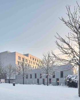 Compagnons du Devoir Apprentices Training Center / Atelier Téqui Architects