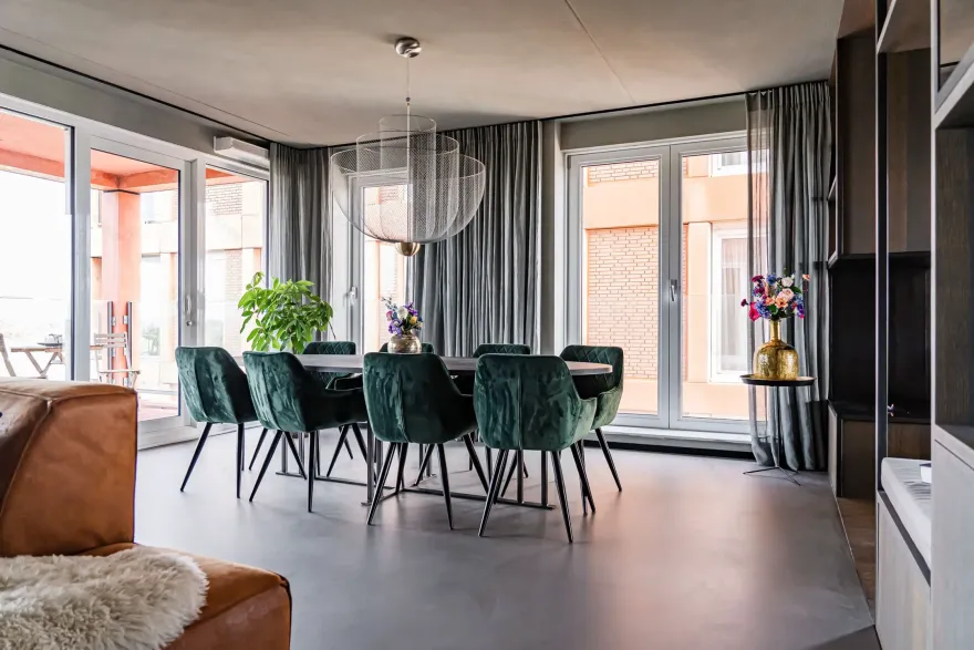 荷兰黑顶时尚公寓的惊艳设计-7