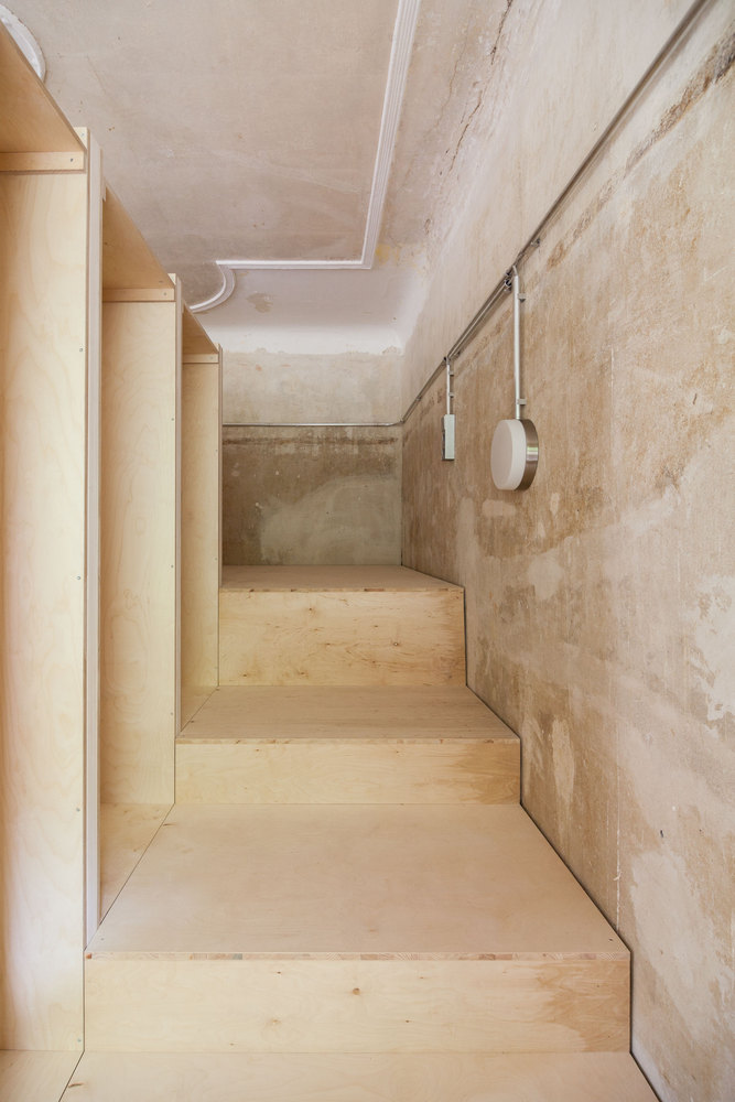 柏林旧宅新生,颠覆性改造诠释新旧对话-23