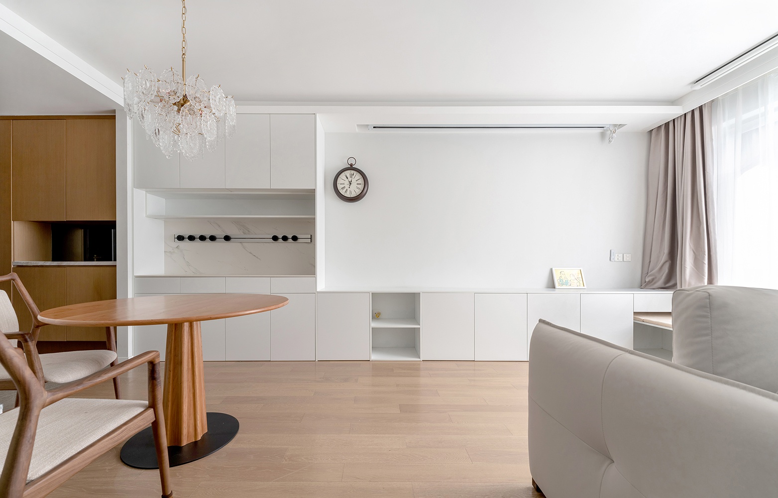 55㎡小户型重拾复古味，让家处处透露精致和浪漫-1